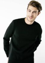 Saint James Unisex CANCALE V4HD164 Wool Fisherman Sweater with Button Shoulder Loose Fit BLACK - Image 4